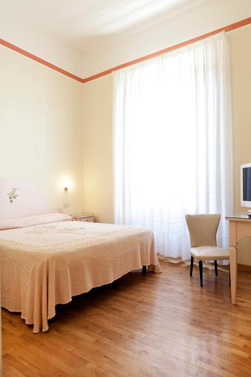 Hotel Savoia E Campana 3*